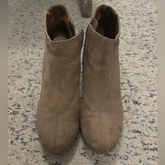 Suede Rampage booties - Picture 3 of 3